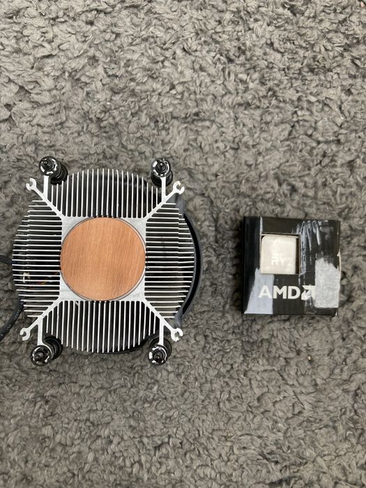 Процессор AMD Ryzen 7 2700 + Оригинальный кулер! 8 ядер / 16 потоков