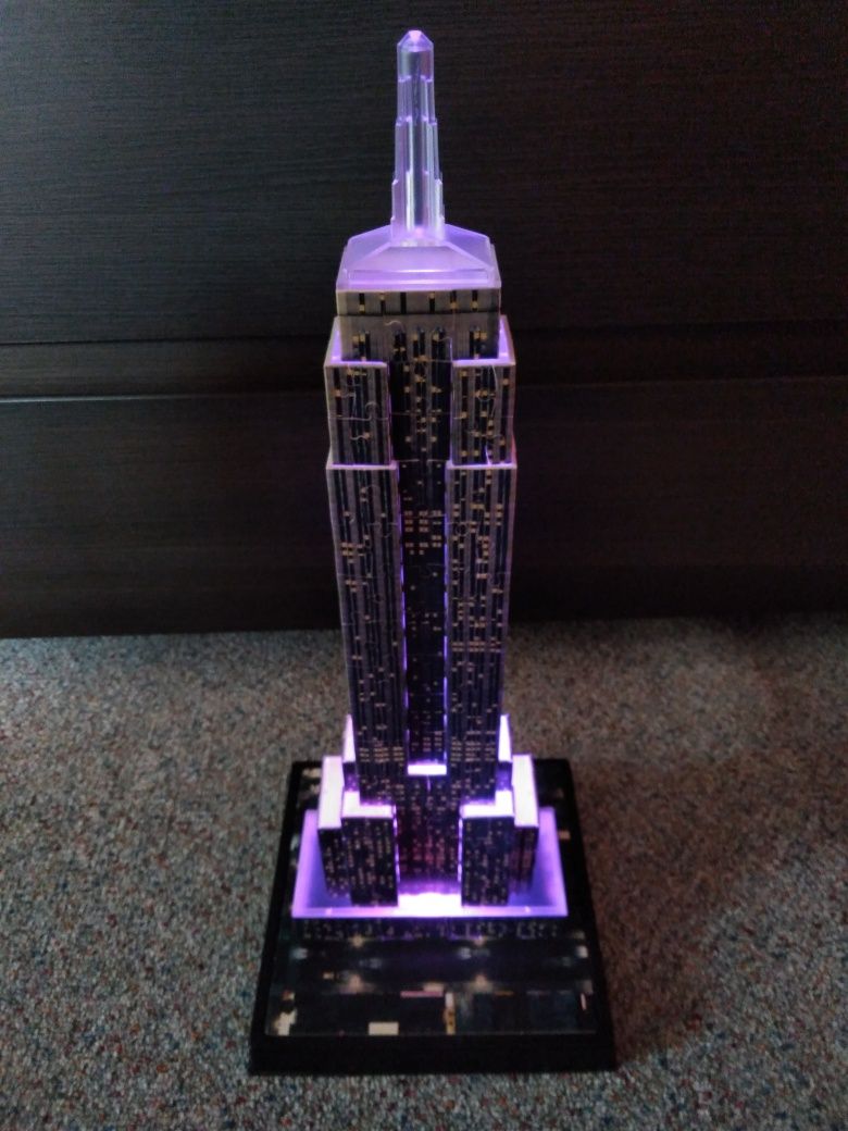 Puzzle 3D Ravensburger - Empire State Building nocą