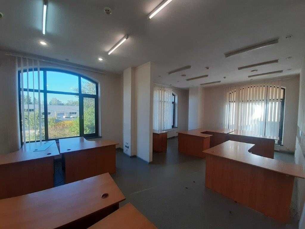 Оренда офісу в БЦ на Подолі (490 м2)