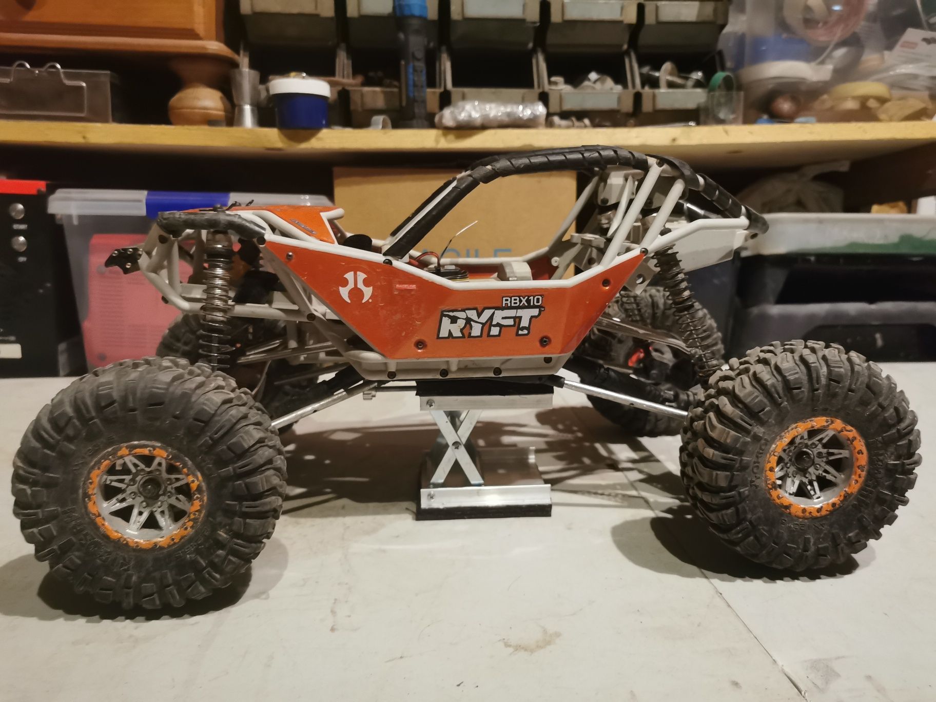 Axial ryft rbx 10 dedicado rc crawler