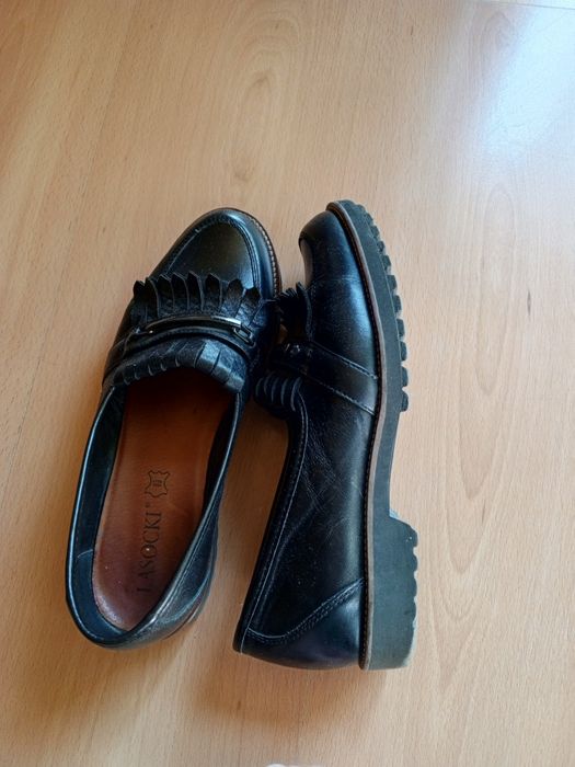 Lasocki 36 mokasyny damskie skórzane espadryle saszki loafersy