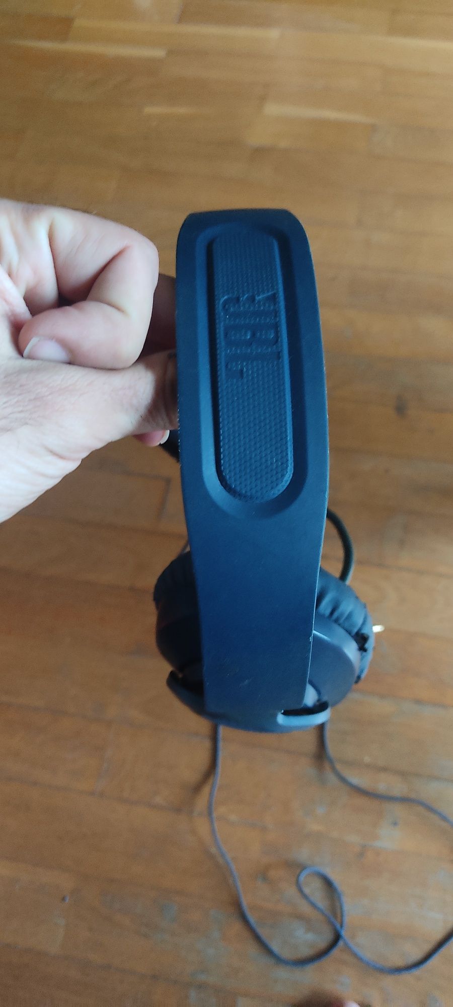 Auscultador em arco JBL com Microfone, estilo gamming