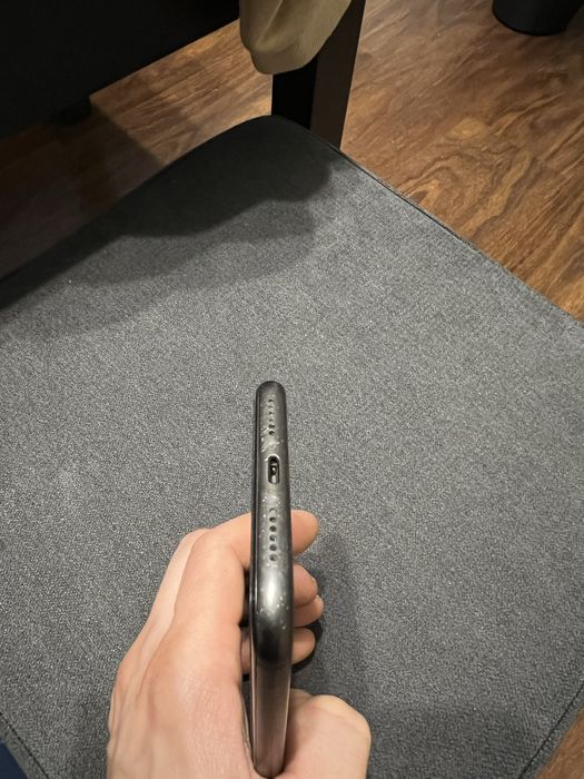 Iphone 11 64 gb czarny kartonik