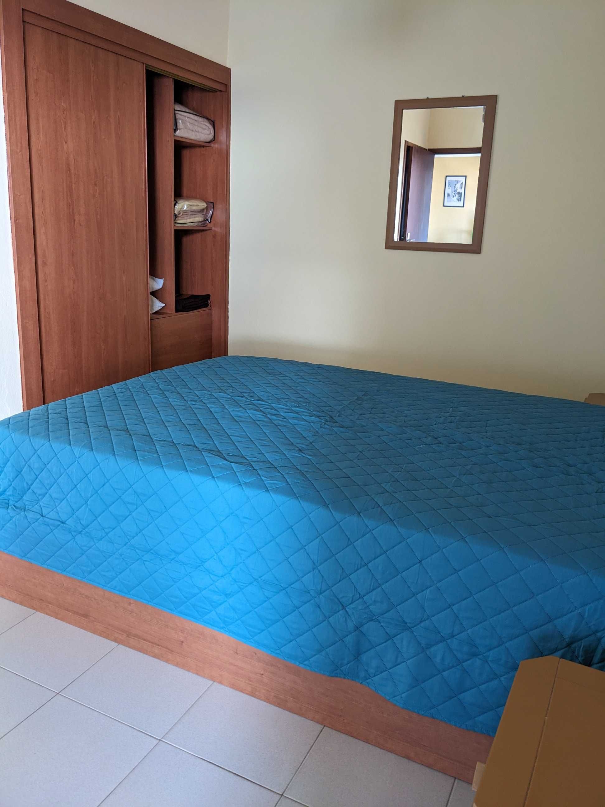 Alugo para férias apartamento T2 na praia da rocha, Portimão