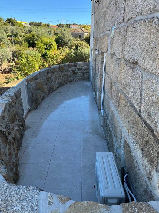 T0 com 35m² em casa típica de aldeia – Tabosa, Mangualde