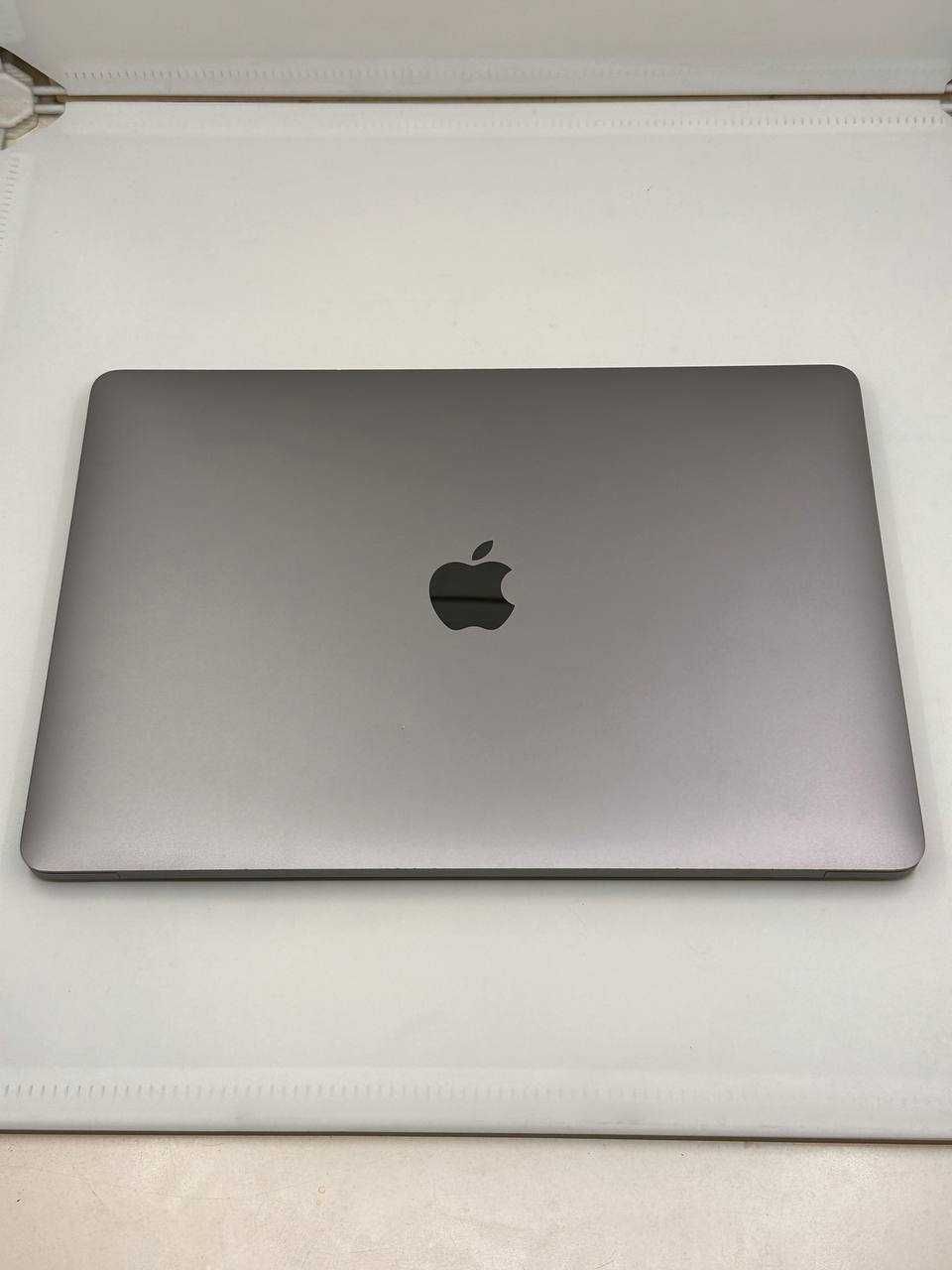 MacBook Pro 13" i7/32/1Tb Space gray 2020 ГАРАНТИЯ пол года