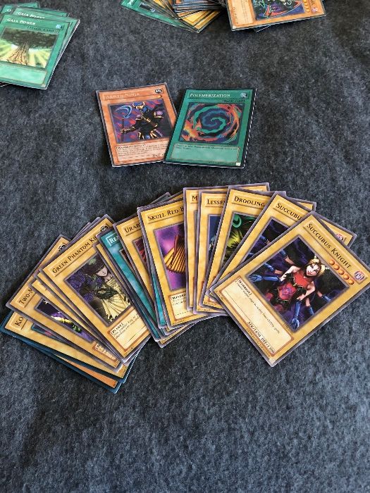 Yu Gi Oh - Bundle Cards como Novas