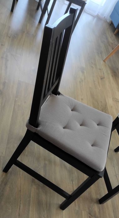 + Sprzedam: 6 sztuk krzesło STEFAN IKEA - Czarny, Lita Sosna