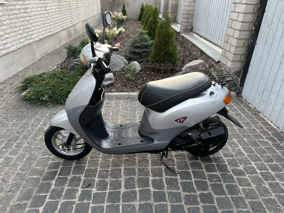 Honda Dio Fit з доками на модних номерах скутер мопед