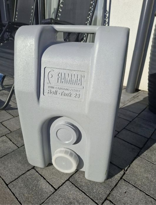 Kamper, Zbiornik na wodę szarą