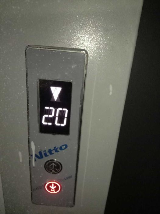 Студія 37м2 26500$ Київ, вул. Сім`ї Стешенків буд. 9 Робіть ремонт!
