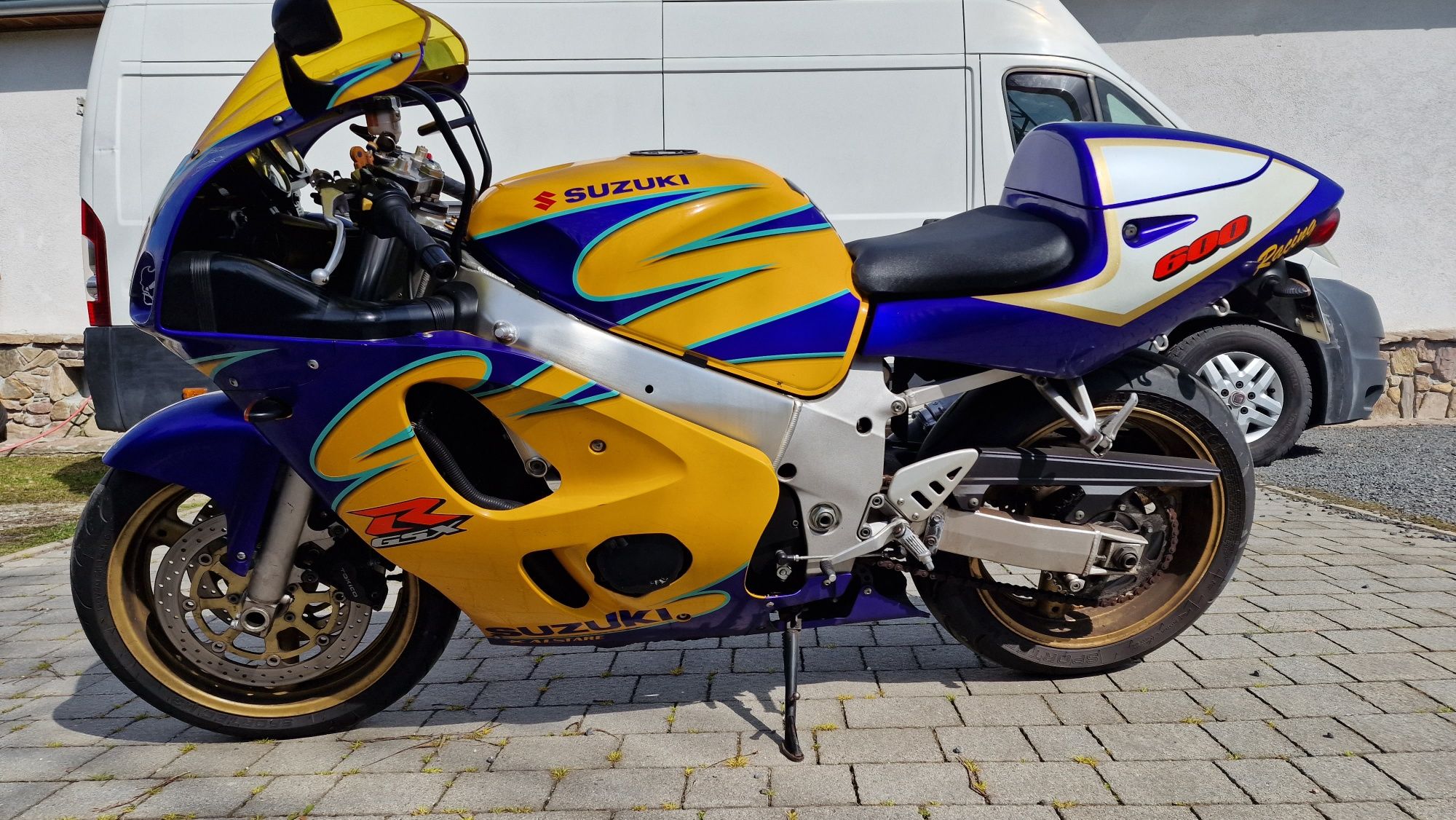Suzuki Gsxr 600 SRAD limitowane malowanie stan idealny
