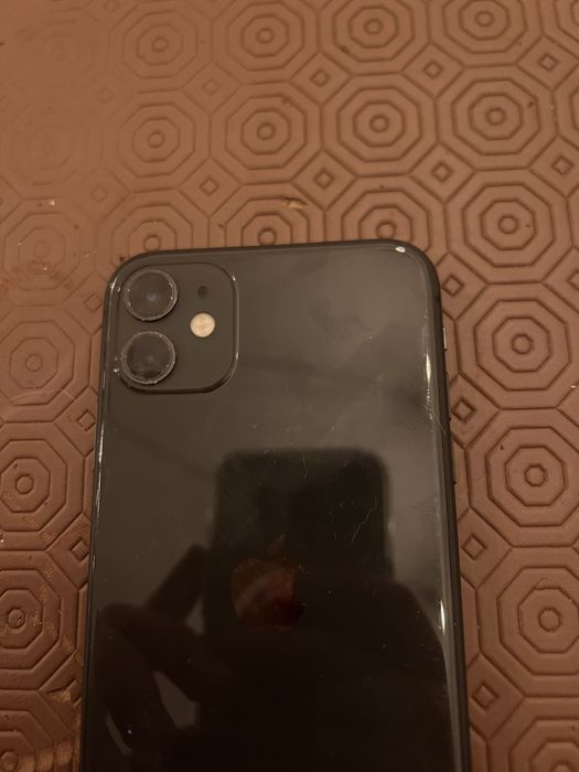 iPhone 11 128GB Preto