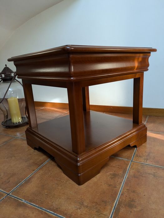 Mesa de Apoio Cerejeira