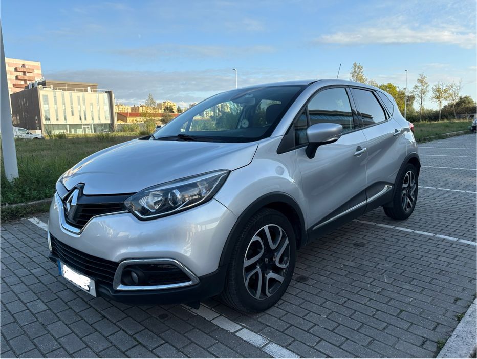 Renault Captur Cizento