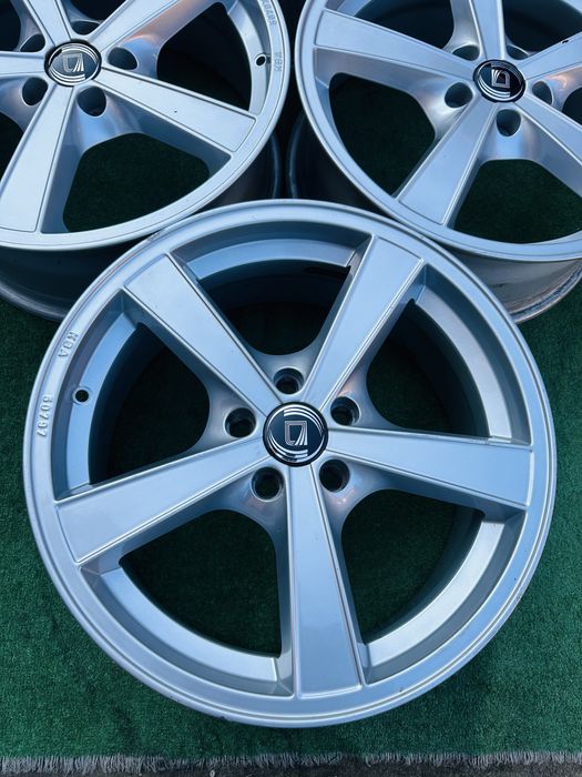 Диски 5/105 R17 Opel Alutec Germany 7J ET-38
