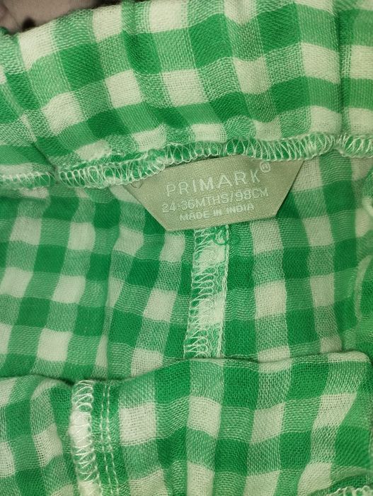 Одяг на дівчинку