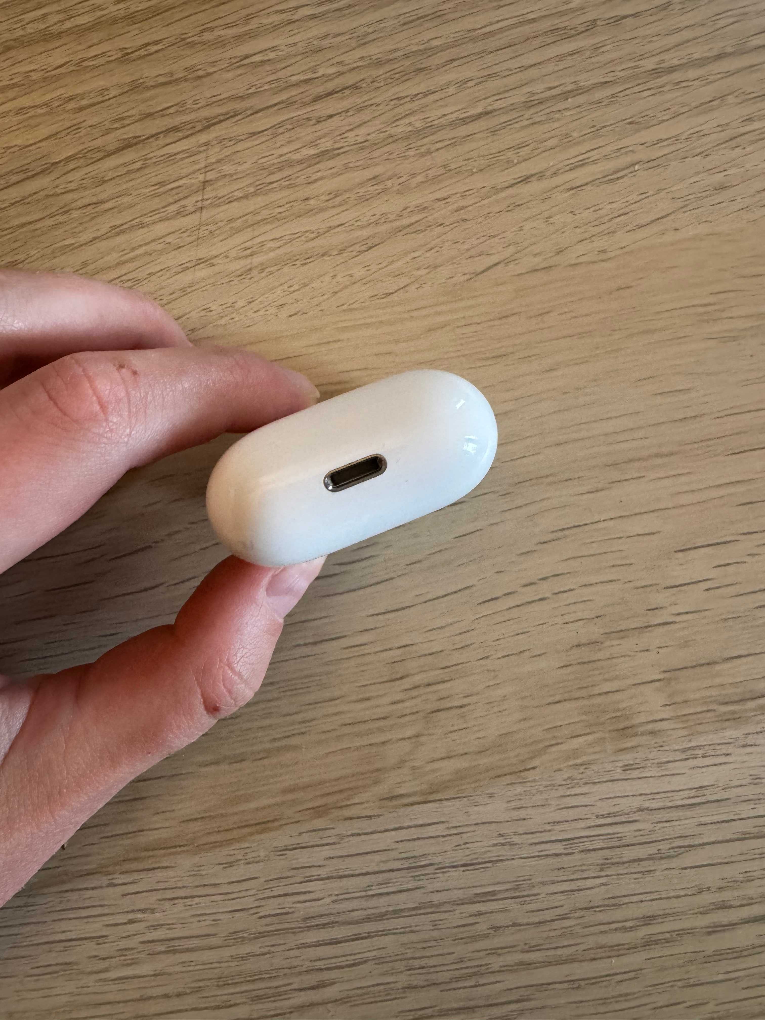 Słuchawki Airpods 1. generacji