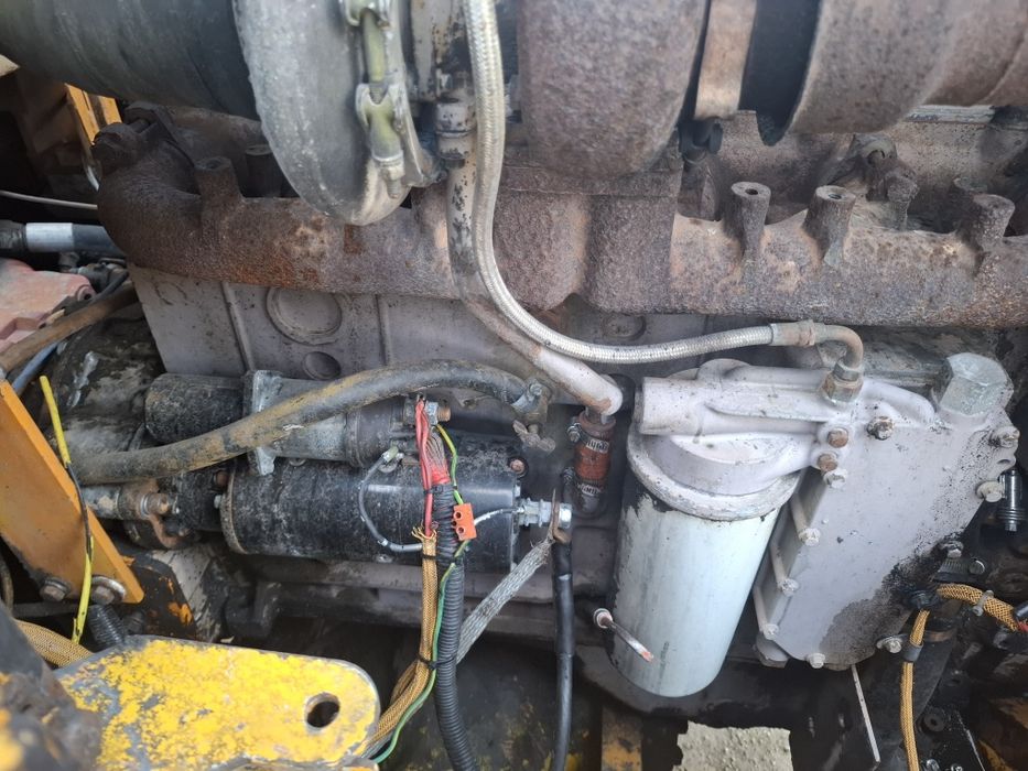 Silnik Cummins 6CT8.3  127KW  turbo 6 cylindrowy z osprzętem Case
