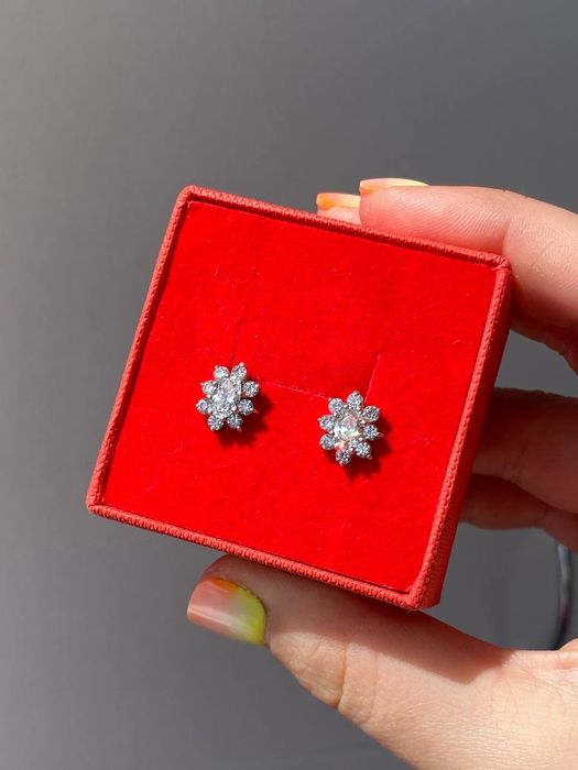 Сережки срібні з фіанітами