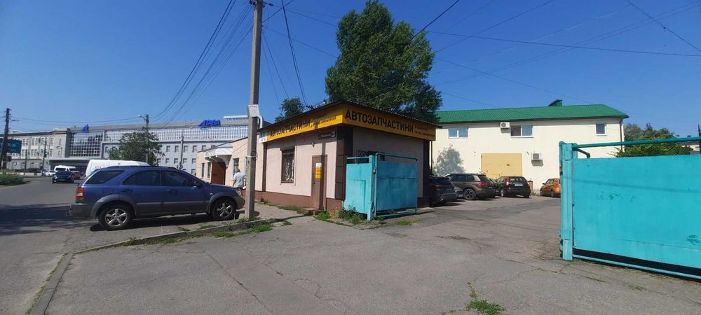 Продам фасадне комерційне приміщення, магазин. Центр. Конкорд