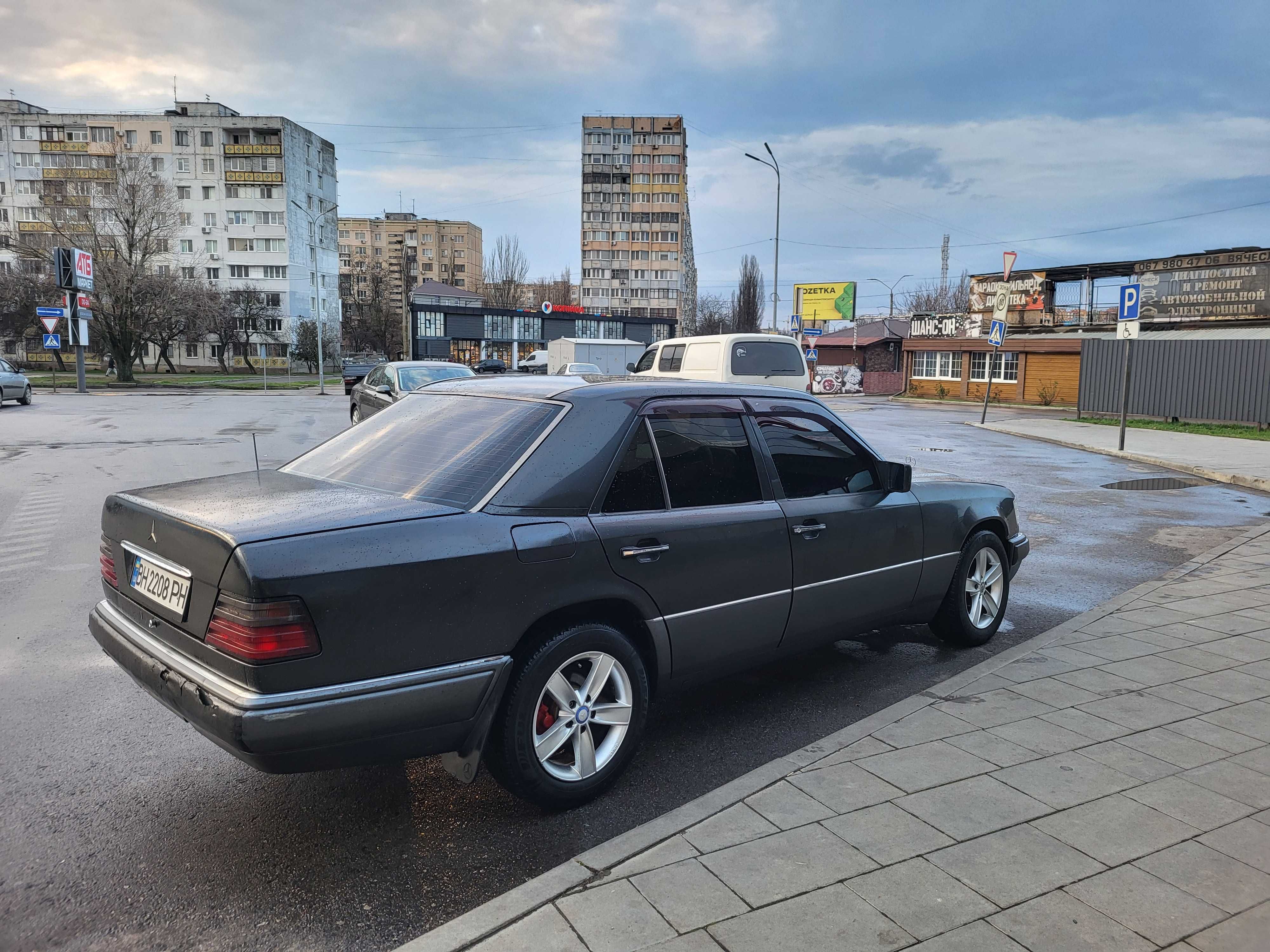 Продам /Мерседес 124..