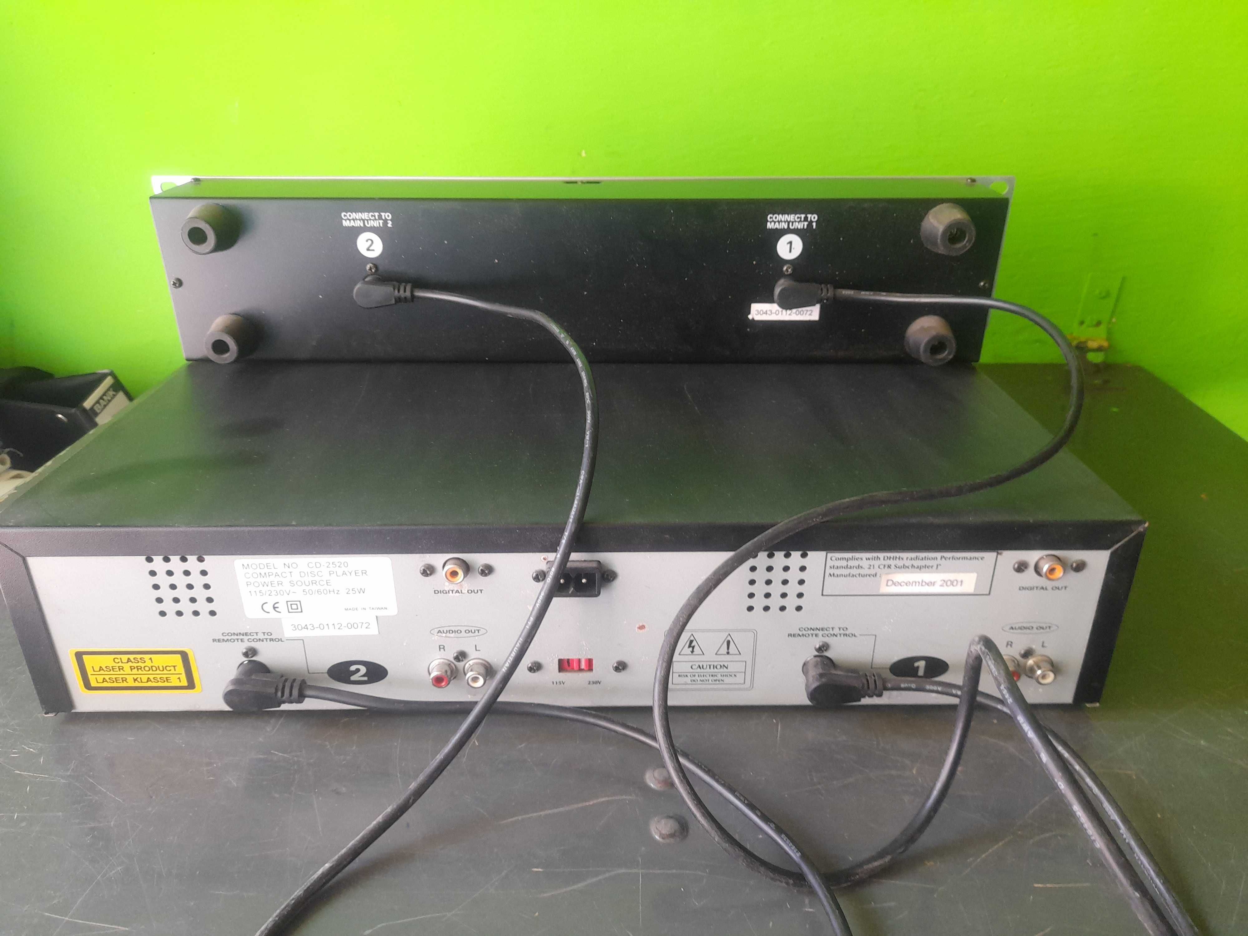 Podwójny Odtwarzacz compact disco player CD 2520
