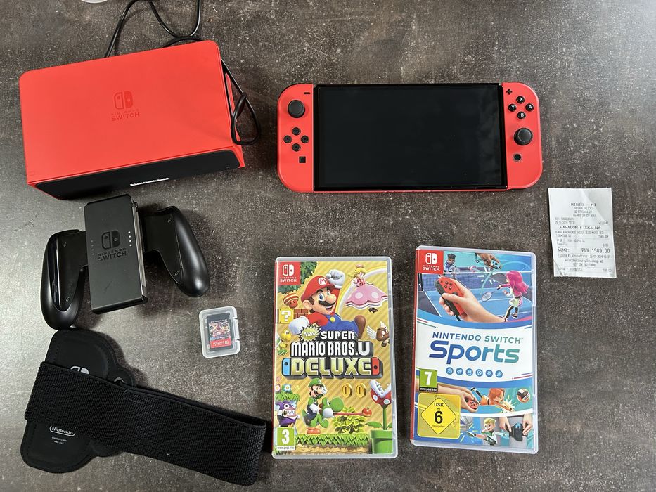 Sprzedam Nintendo switch oled Mario red edition w stanie idealnym
