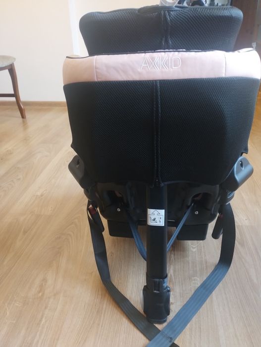 Fotelik samochodowy Axkid Minikid Asip ideal