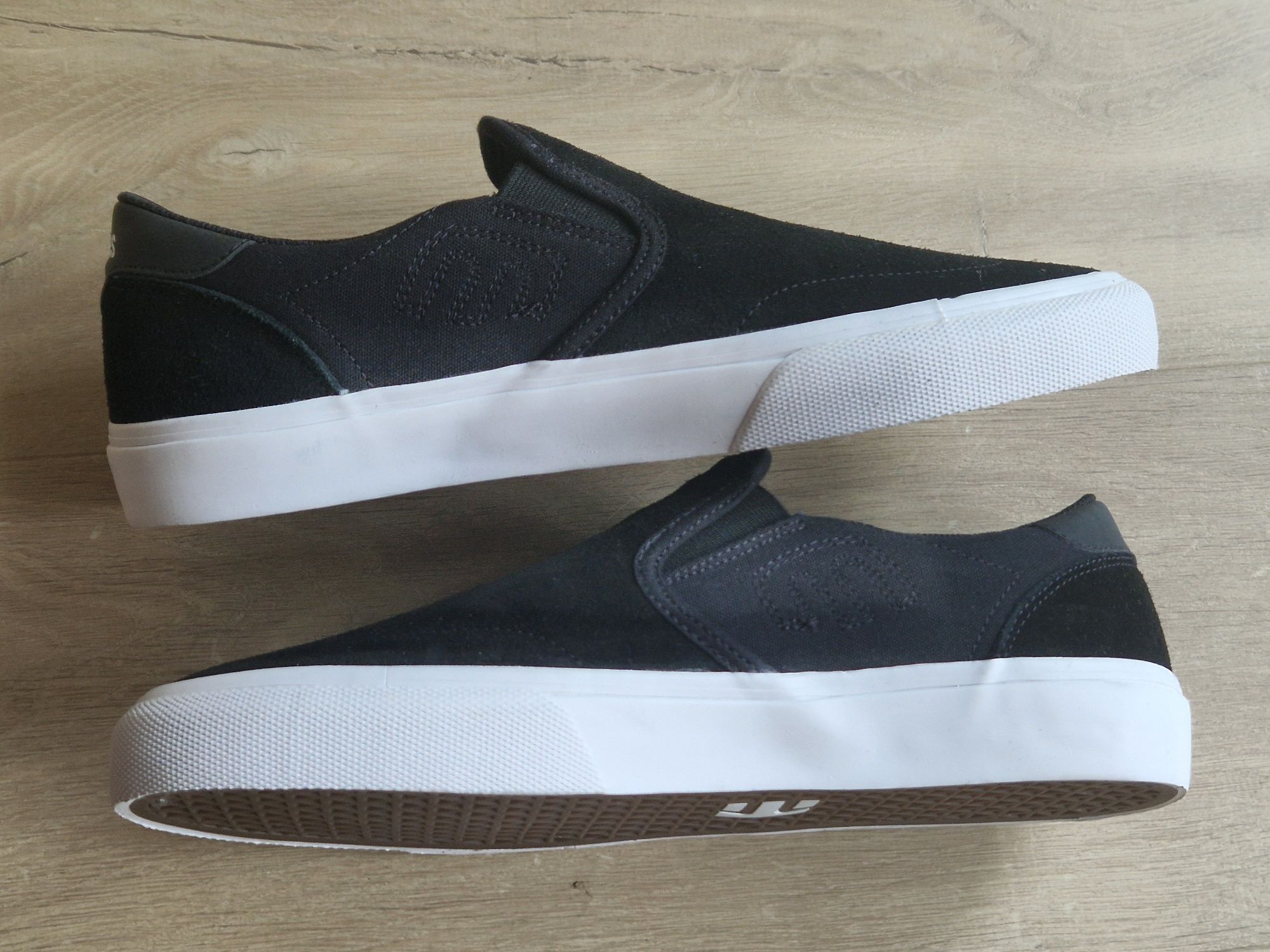 Nowe buty Etnies lo cut slip 44 28,5cm  balck/white