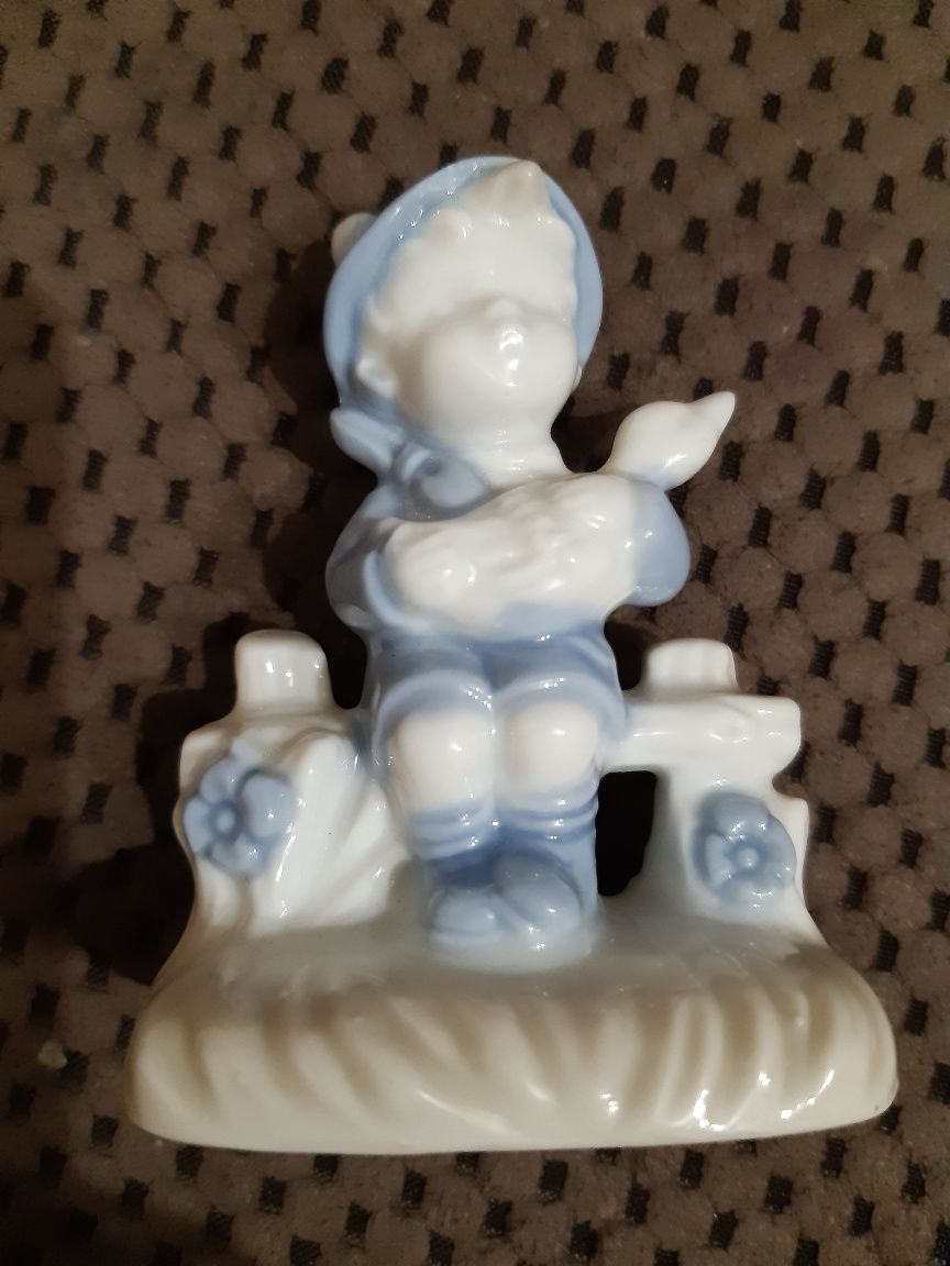 Figurka porcelanowa