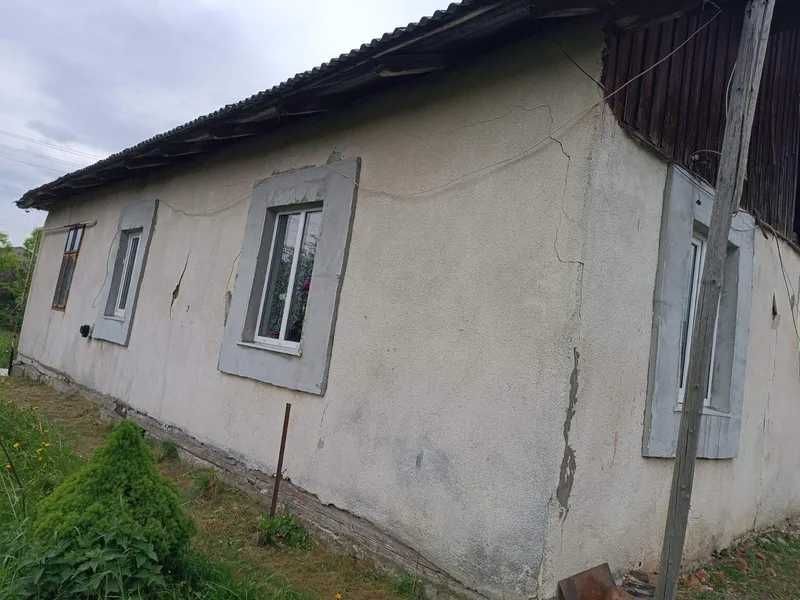 ПРОДАЖ - Громадський будинок, площею 184,8 кв.м. с.Старі Богородчани