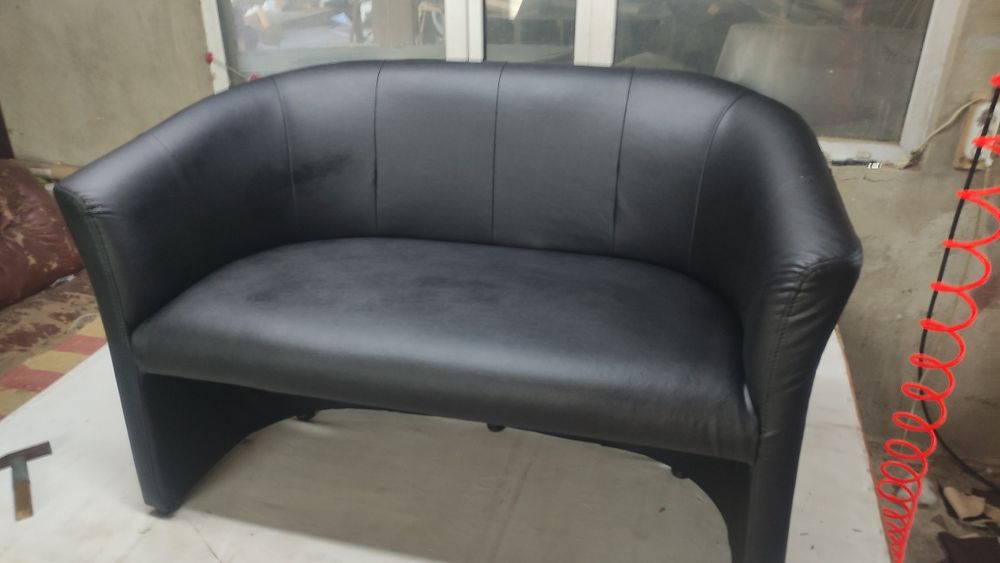 Перетяжка мягкой мебели