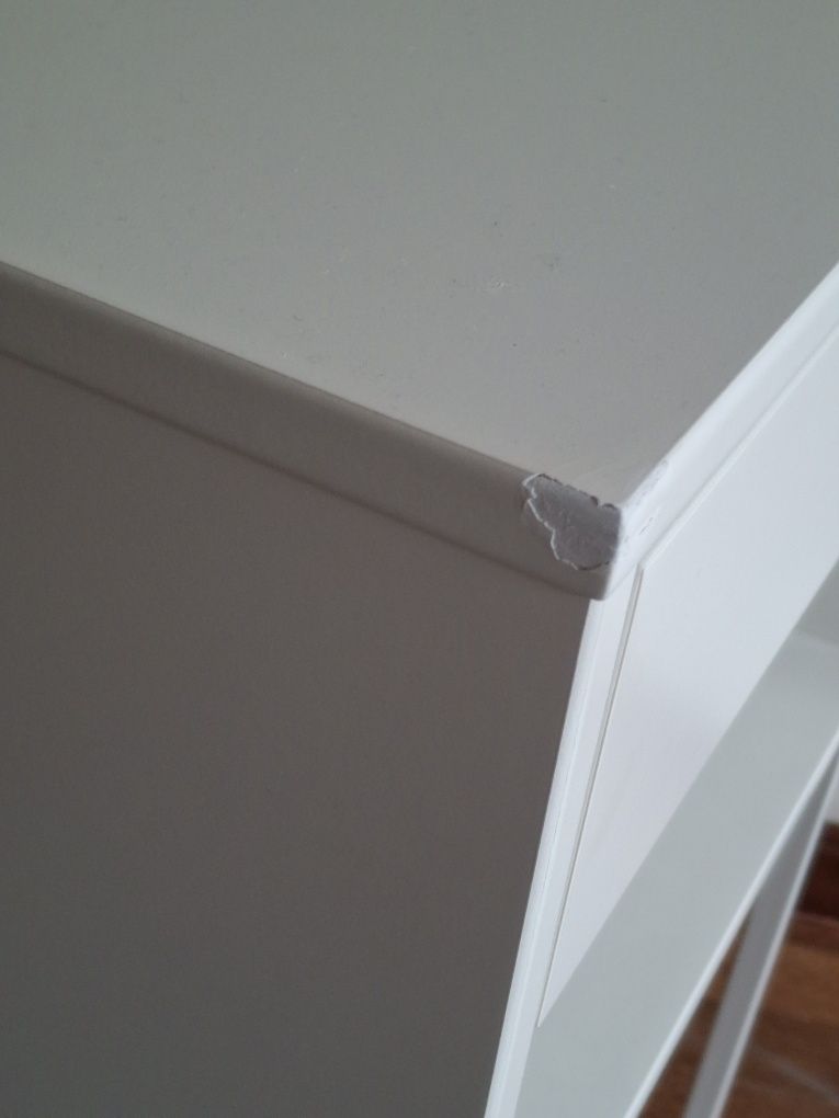 2 mesas de cabeceira vikhammer ikea