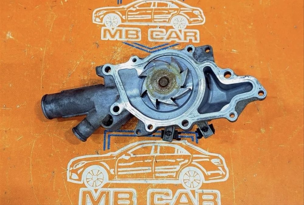 Помпа охлаждения CDI OM 611, 612 Mercedes Sprinter, Vito, ML, E, C