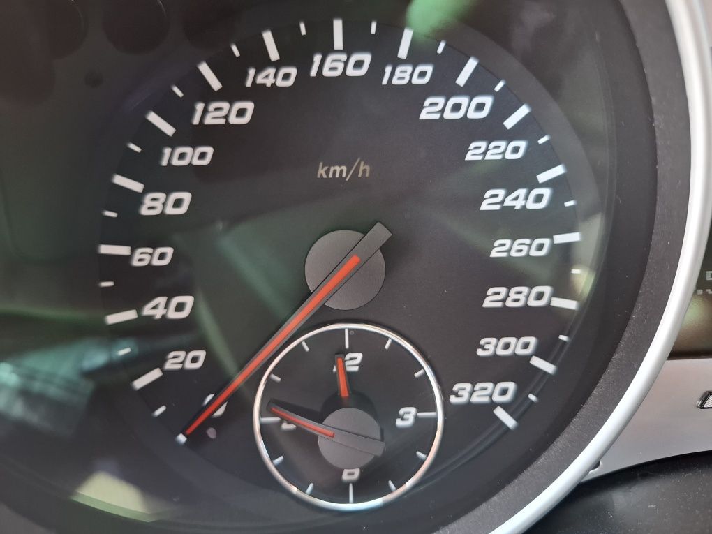 ML164 AMG 63 Настоящий конанический v8.