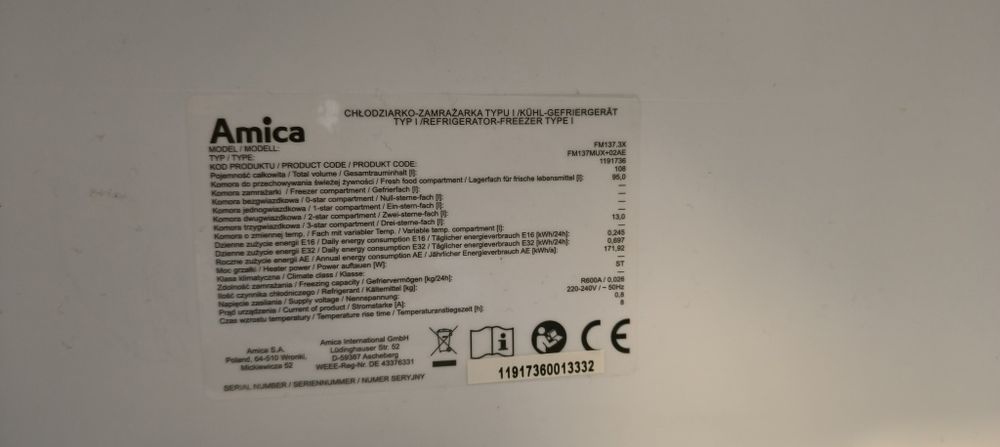 Lodówko-zamrażarka Amica FM137.3X jednodrzwiowe 84,5 cm Srebrna