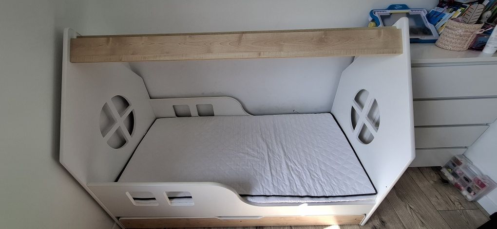 Łóżko dziecięce + materac 160×80