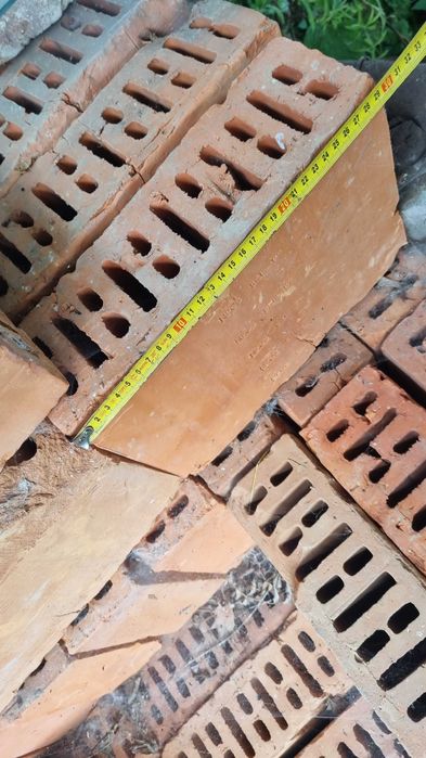 Pustaki ceramiczne cienkie