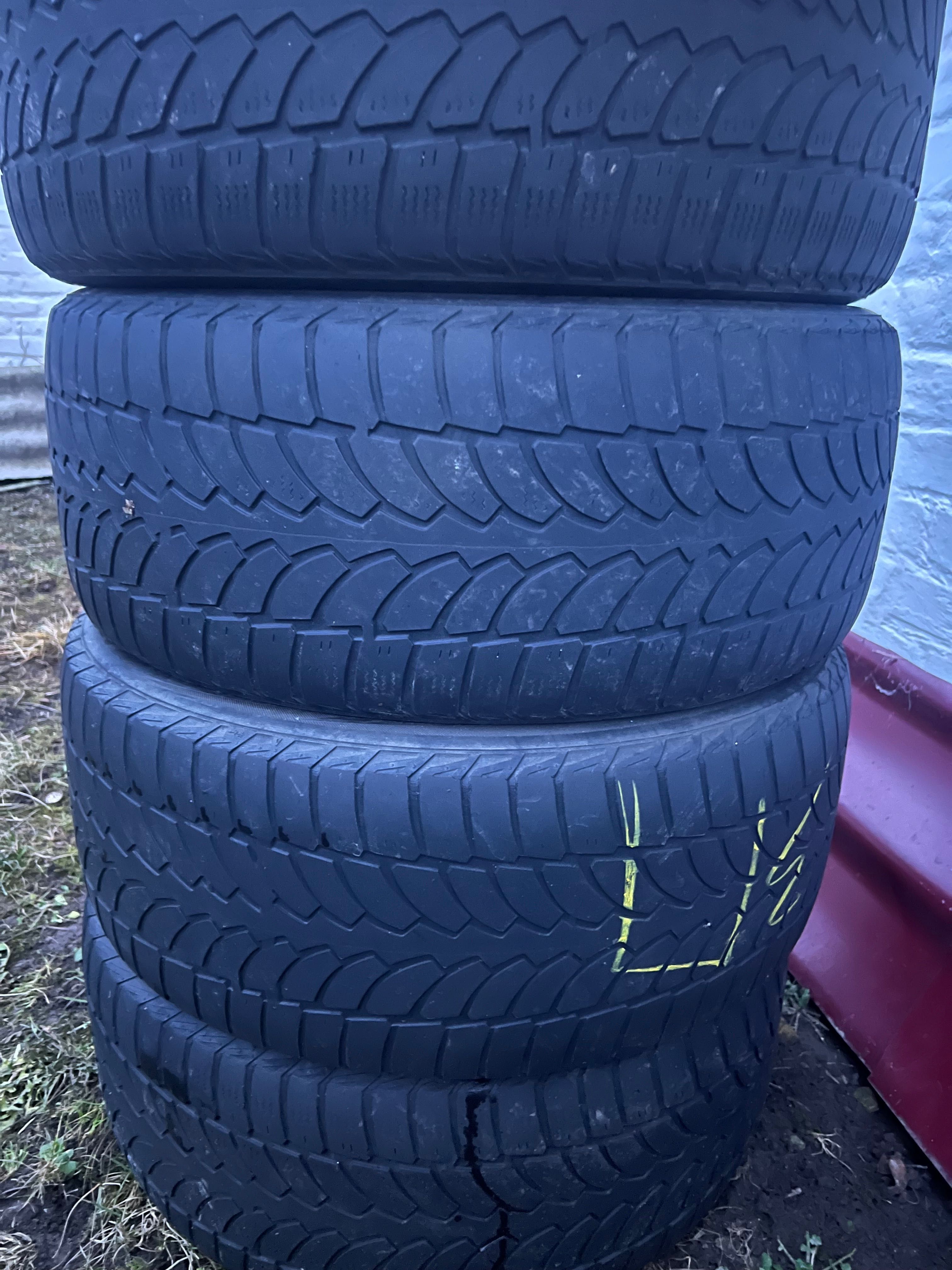 Резина BRIDGESTONE 235/50 R18