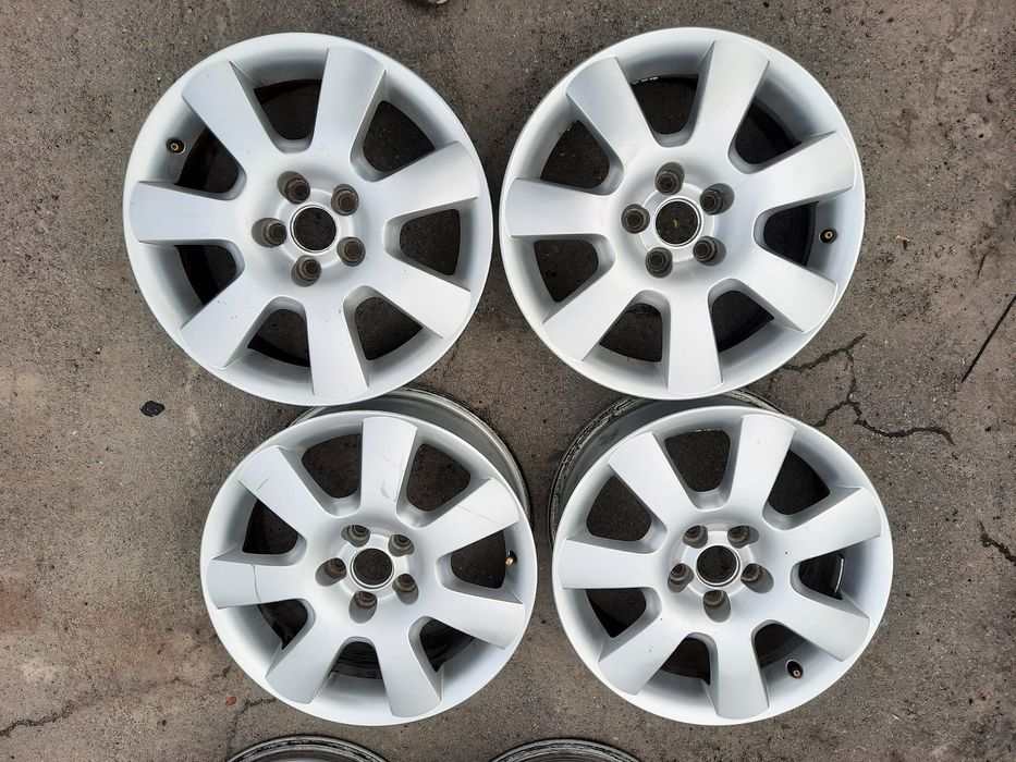 Диски VW r16 5x100 et42 j6,5 dia57,1 Golf Bora, Octavia Tour