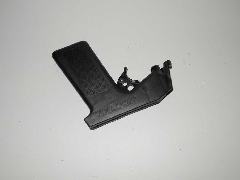 Uchwyt ze spustem do sprayów Tamiya