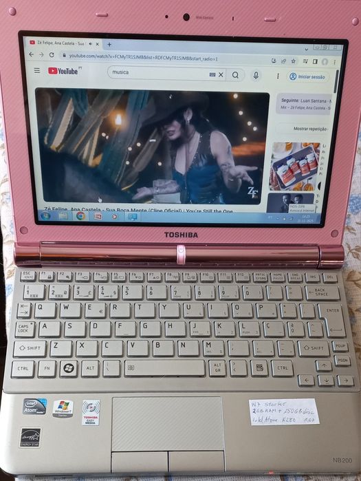 Portatil Toshiba, pequeno, como novo