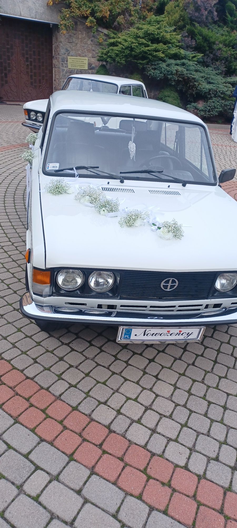 Auto do ślubu Fiat 125p