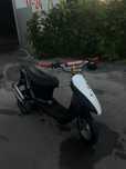 Скутер Suzuki lets 3