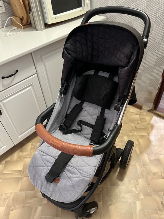 Продам візочок 2 в 1