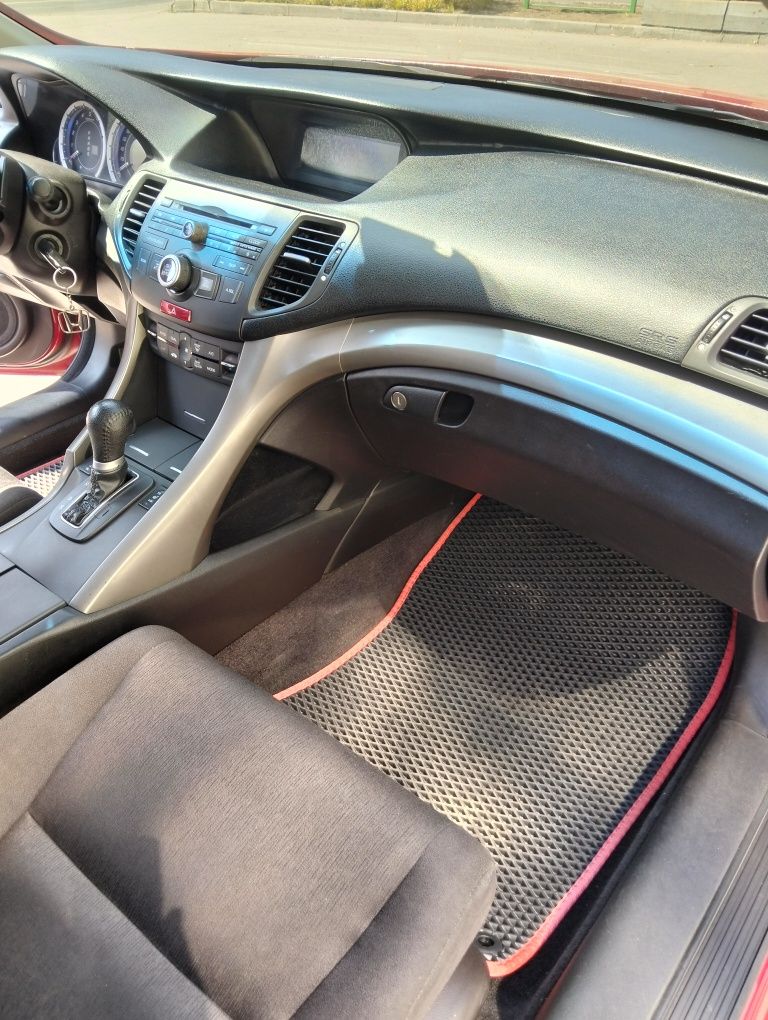 Продам Honda accord 8