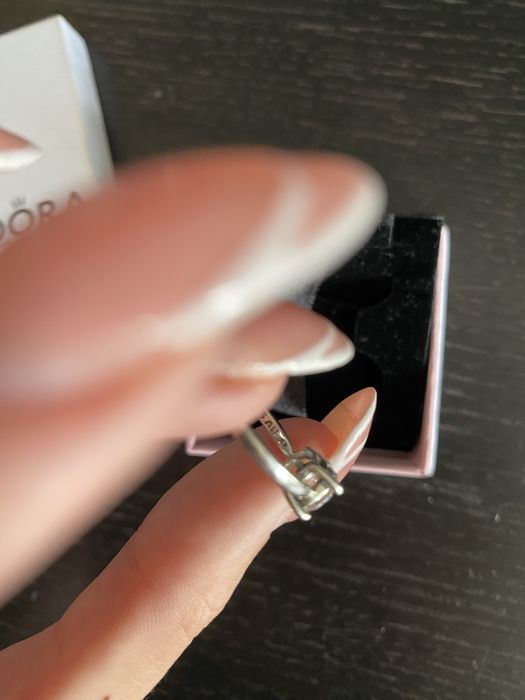 Pandora Anel Sparkling Solitaire