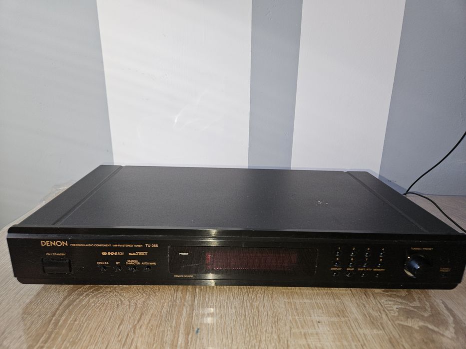Tuner radiowy Denon TU-255