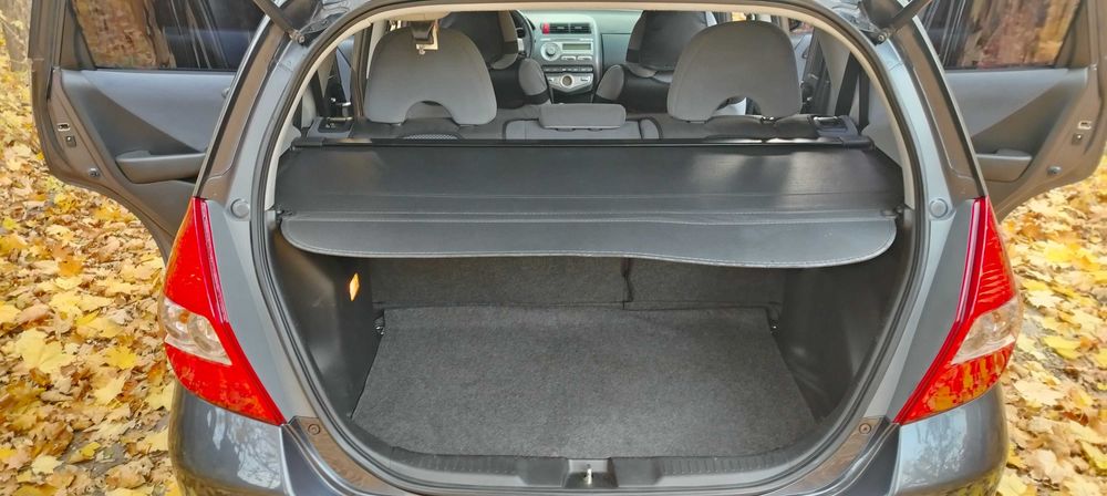 Продам Honda Jazz 1.3